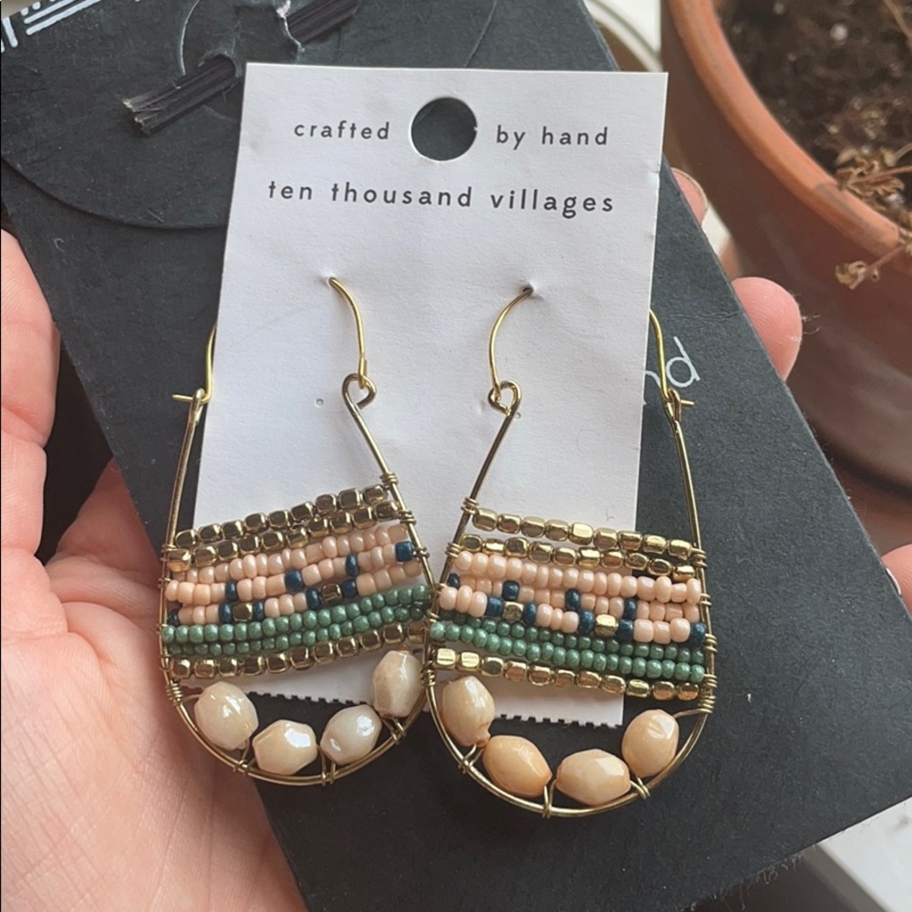 Ten thousand villages NWT earrings